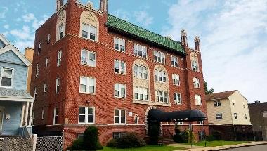 168 S Clinton St, BB2 , East Orange, NJ 07018