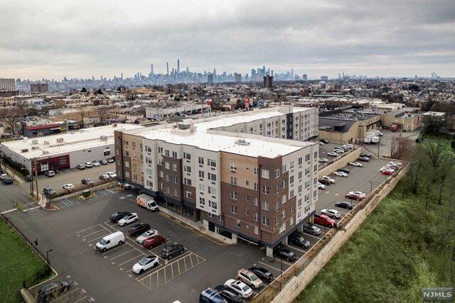 520 CLIFF STREET,222  FAIRVIEW, NJ 07022