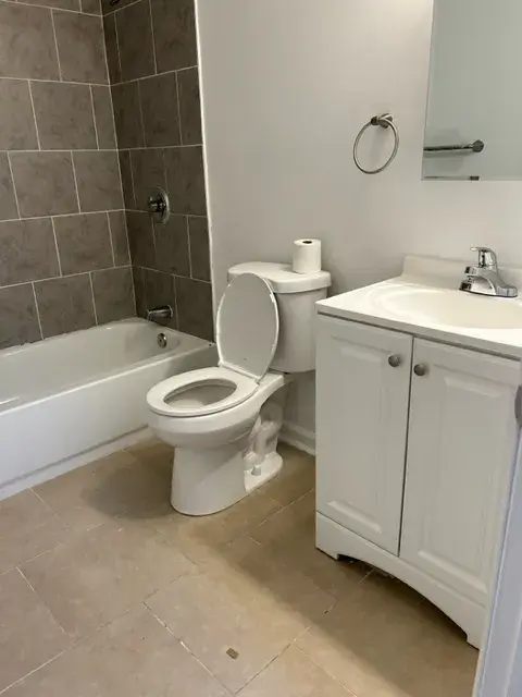 590 BERGEN AVENUE , UNIT G4, JERSEY CITY