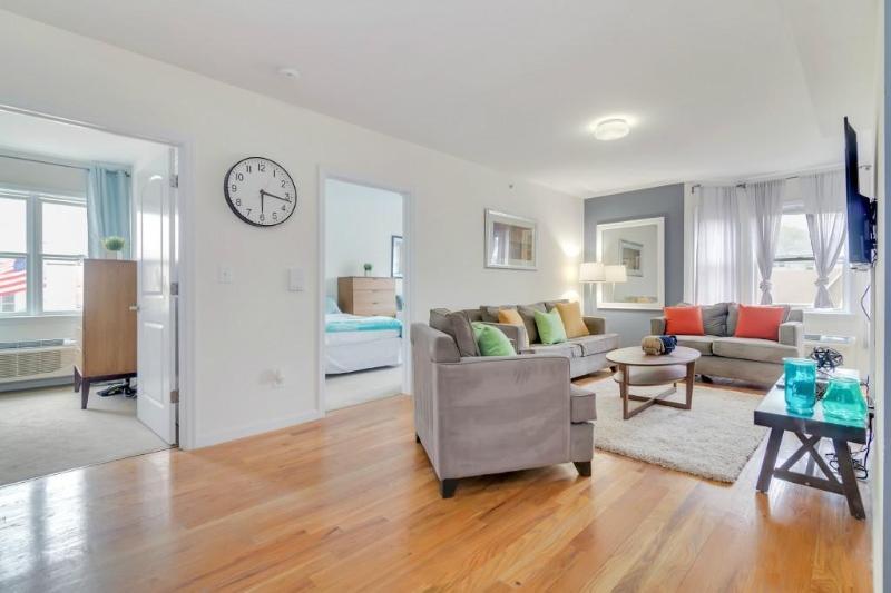 448 Palisade Ave, 105, Cliffside Park, NJ 07010