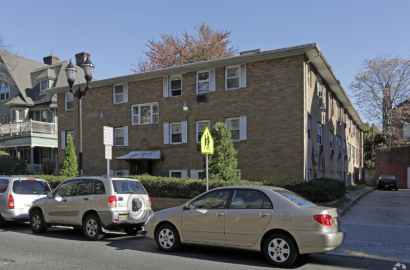 590 Bergen Ave, B8, Jersey City, NJ 07304