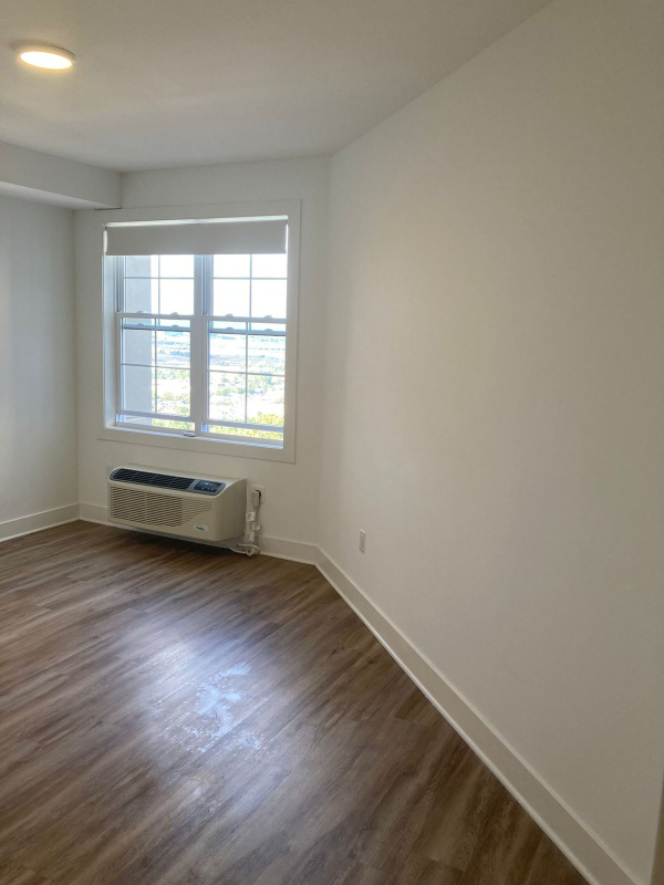 520 CLIFF STREET UNIT 215 FAIRVIEW NJ 07022