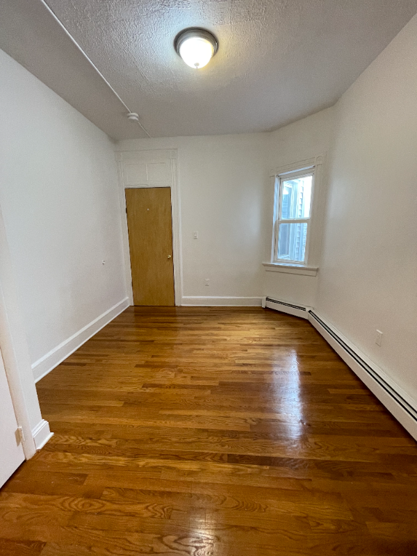 62 TUERS AVENUE, 2R, New Jersey, NJ 07306