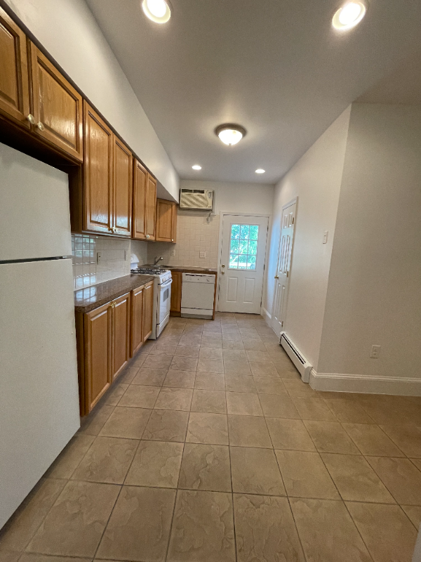 62 TUERS AVENUE, 2R, New Jersey, NJ 07306