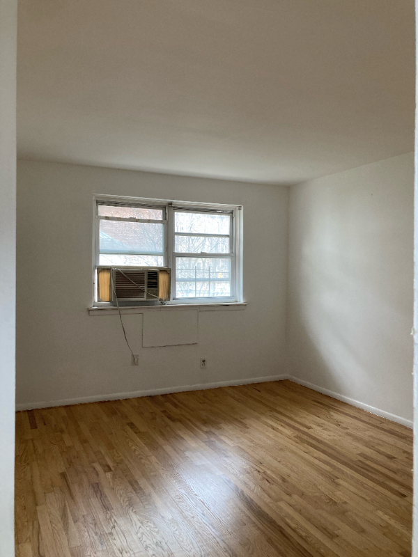 590 BERGEN AVENUE , UNIT G4, JERSEY CITY
