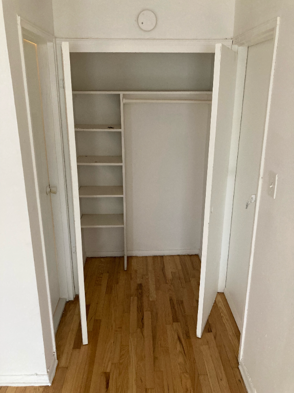 590 Bergen Ave, G4, Jersey City, NJ 07304