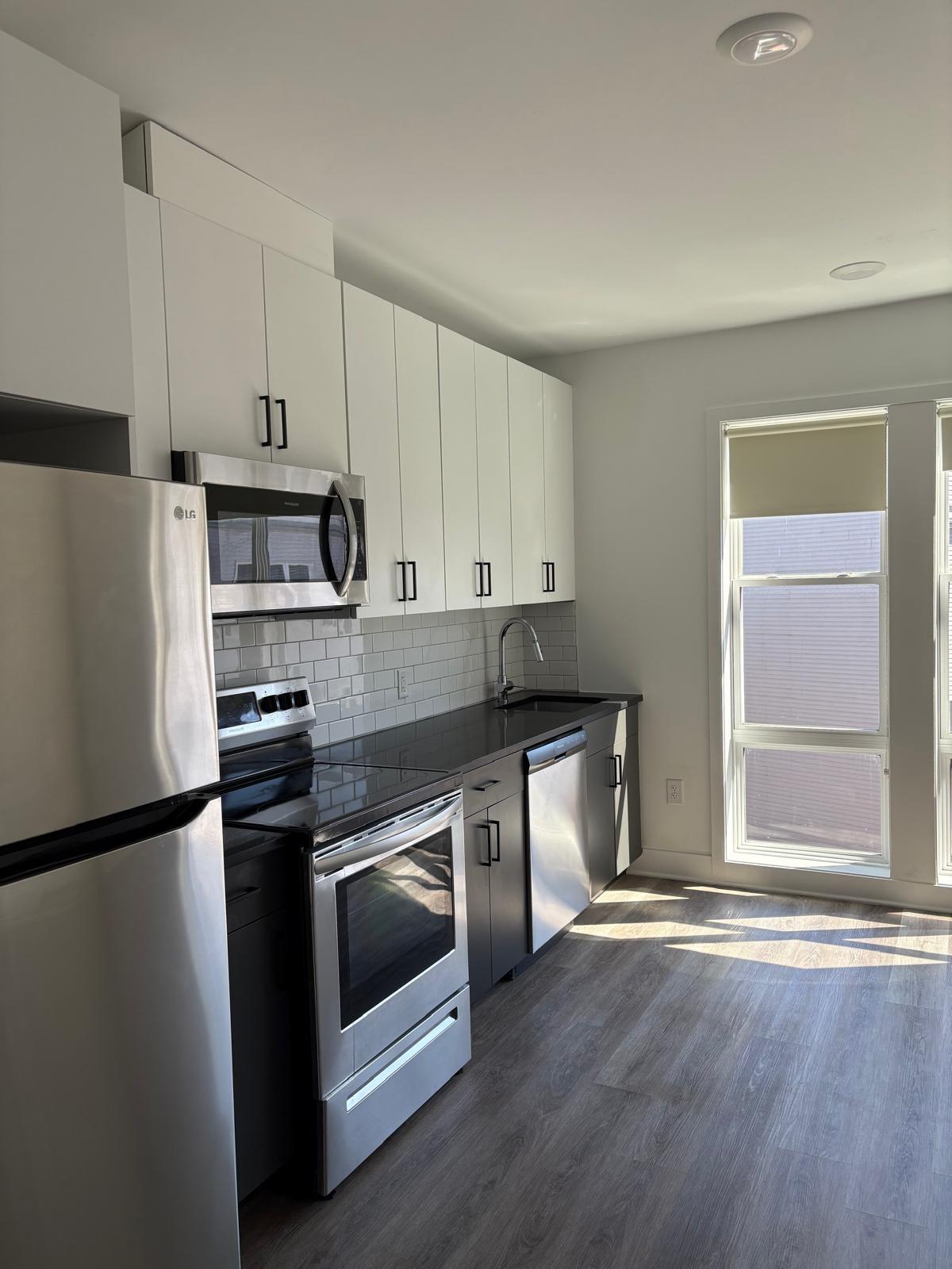 330 Cecil B Moore Ave, 401