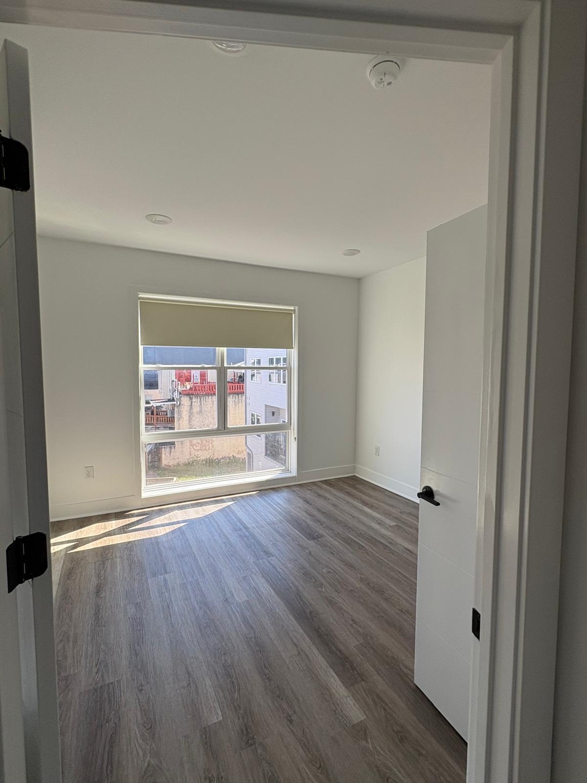 330 Cecil B Moore Ave, 401