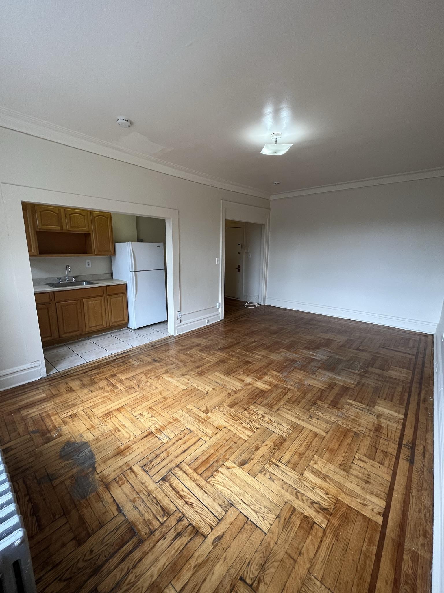 168 S Clinton St, B8, East Orange, NJ 07018