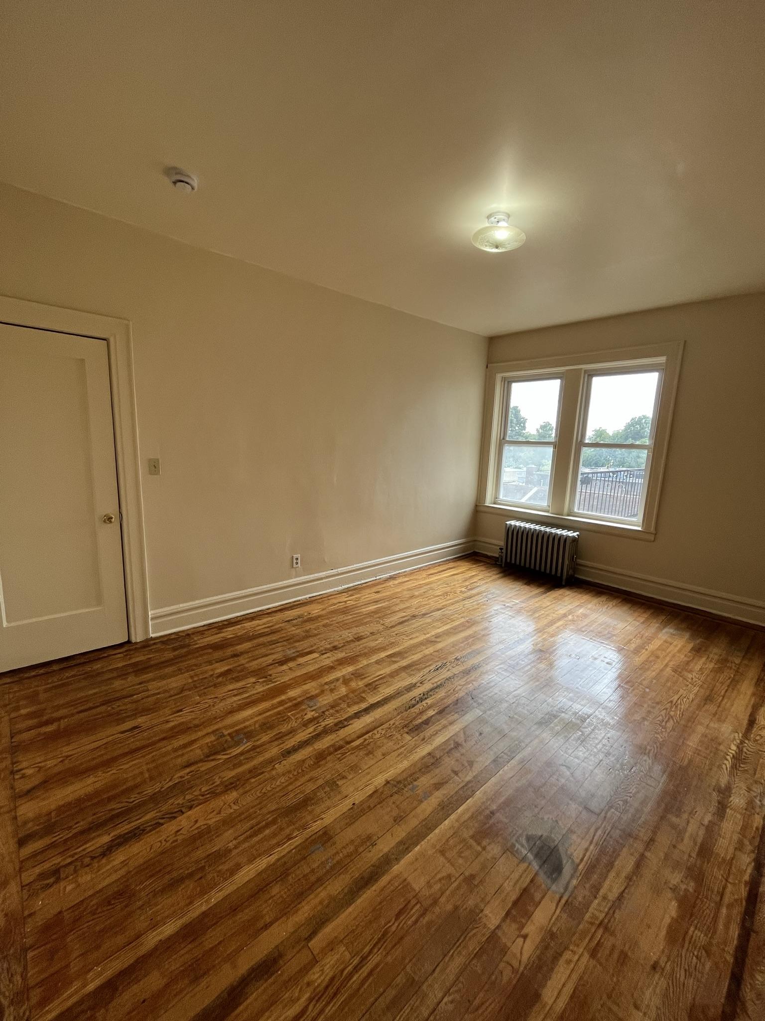 168 S Clinton St, B8, East Orange, NJ 07018