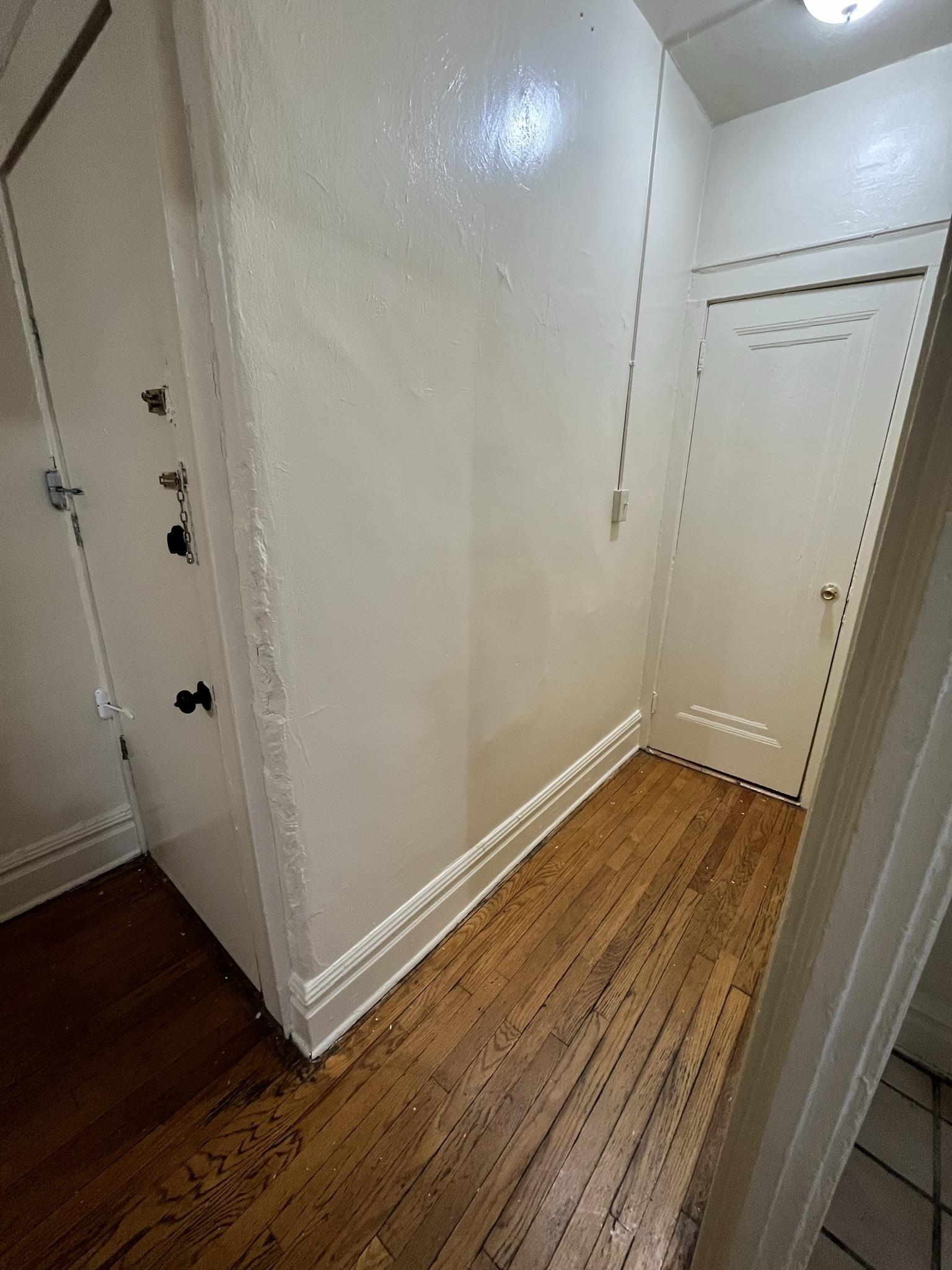 10 S Grove St 206 , East Orange, NJ 07018