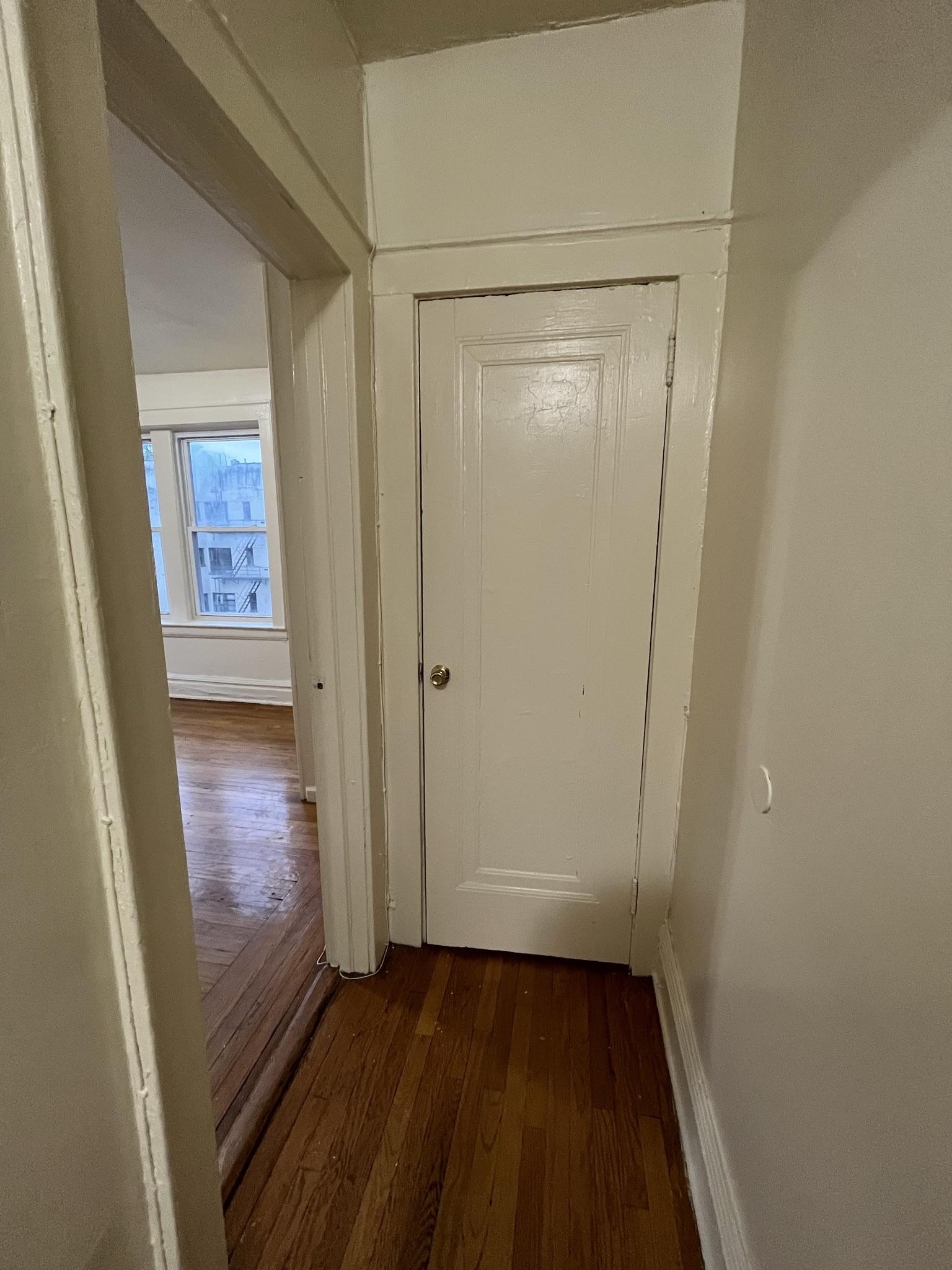 10 S Grove St 206 , East Orange, NJ 07018
