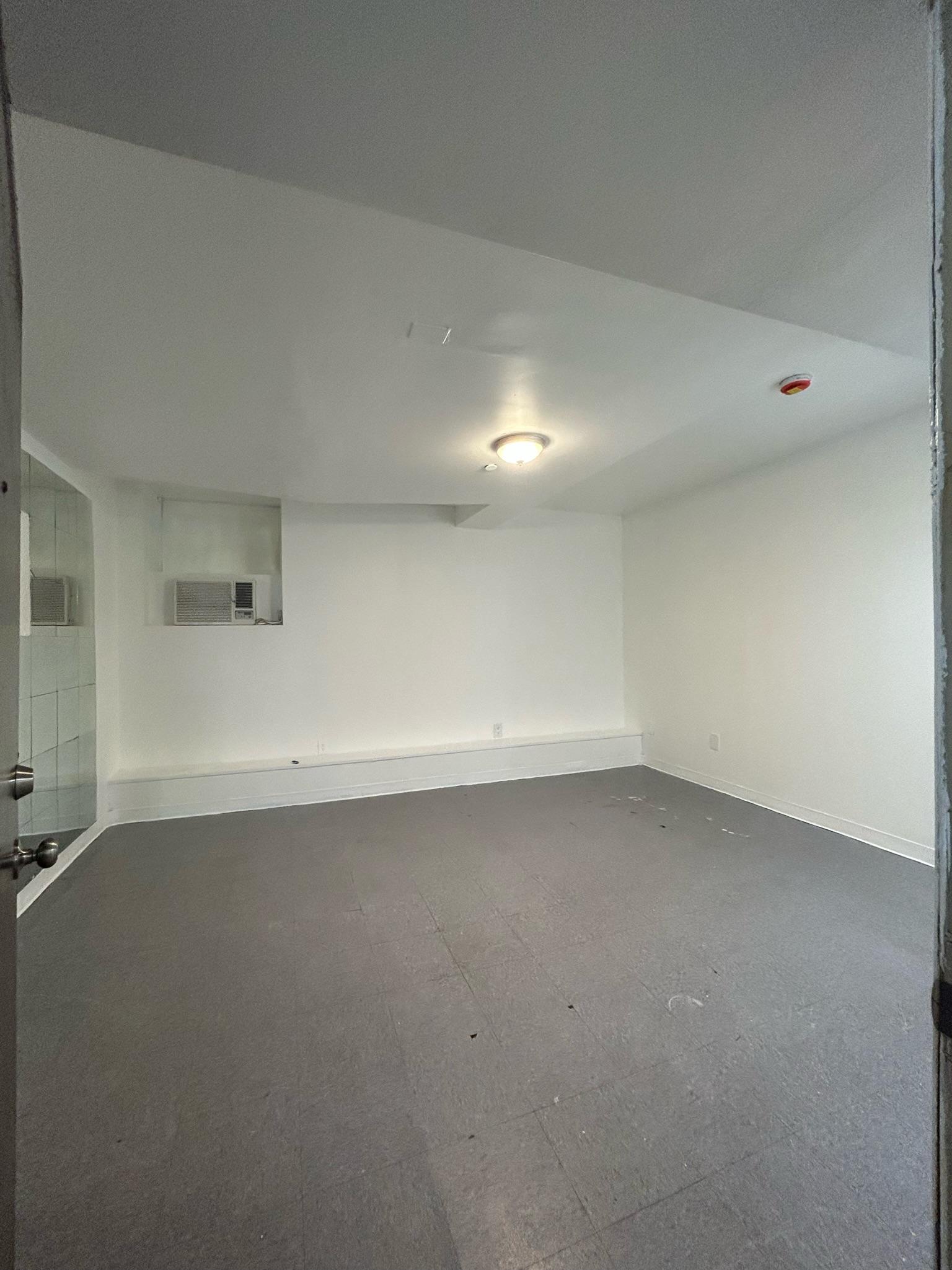 14 Park St, P3 Jersey City, NJ 07304