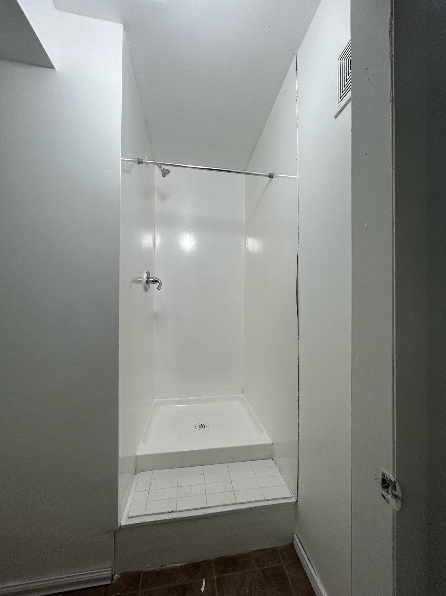14 Park St, P3 Jersey City, NJ 07304