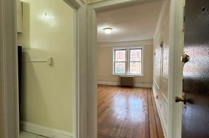 35 Kensington Ave C1 , Jersey city, NJ 07304