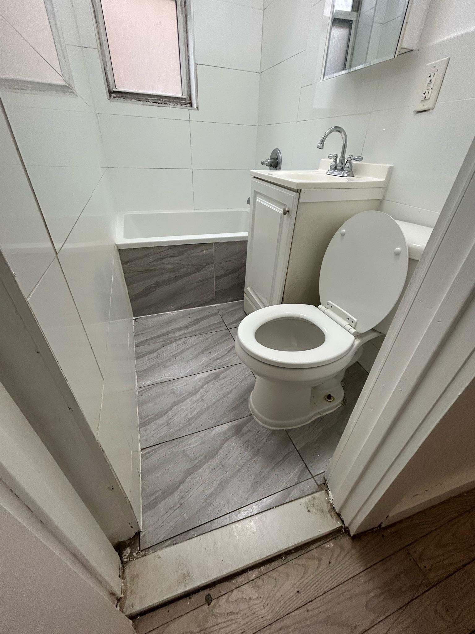 201-203 CLAREMONT AVENUE UNIT 2 JERSEY CITY