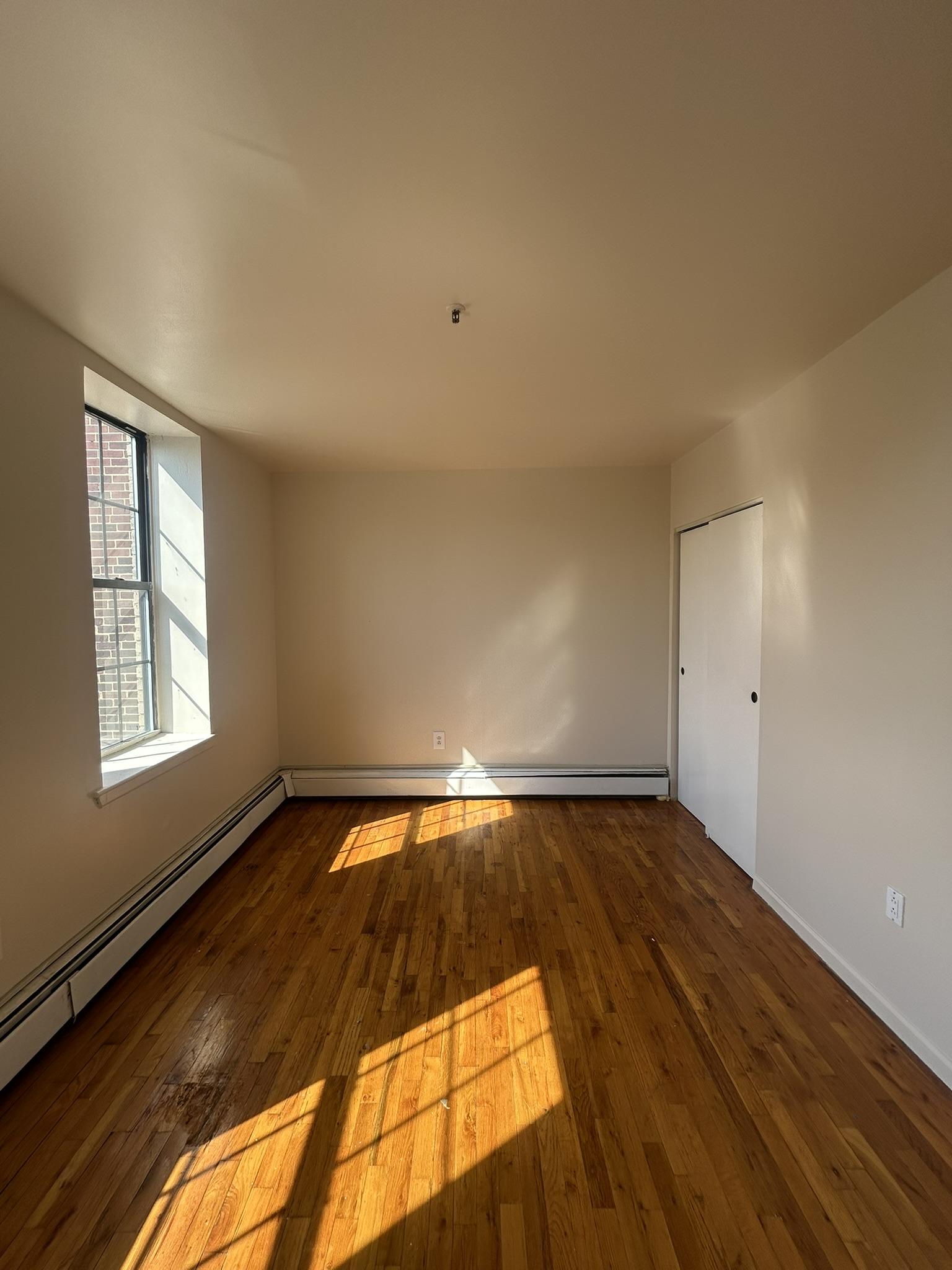 10 OSBORNE TERRACE, 4C, Newark, NJ 07108