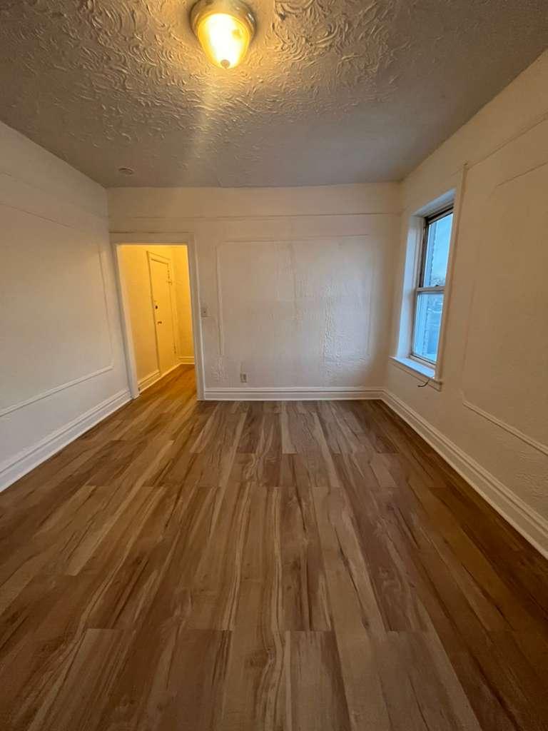 35 Kensington Ave C1 , Jersey city, NJ 07304