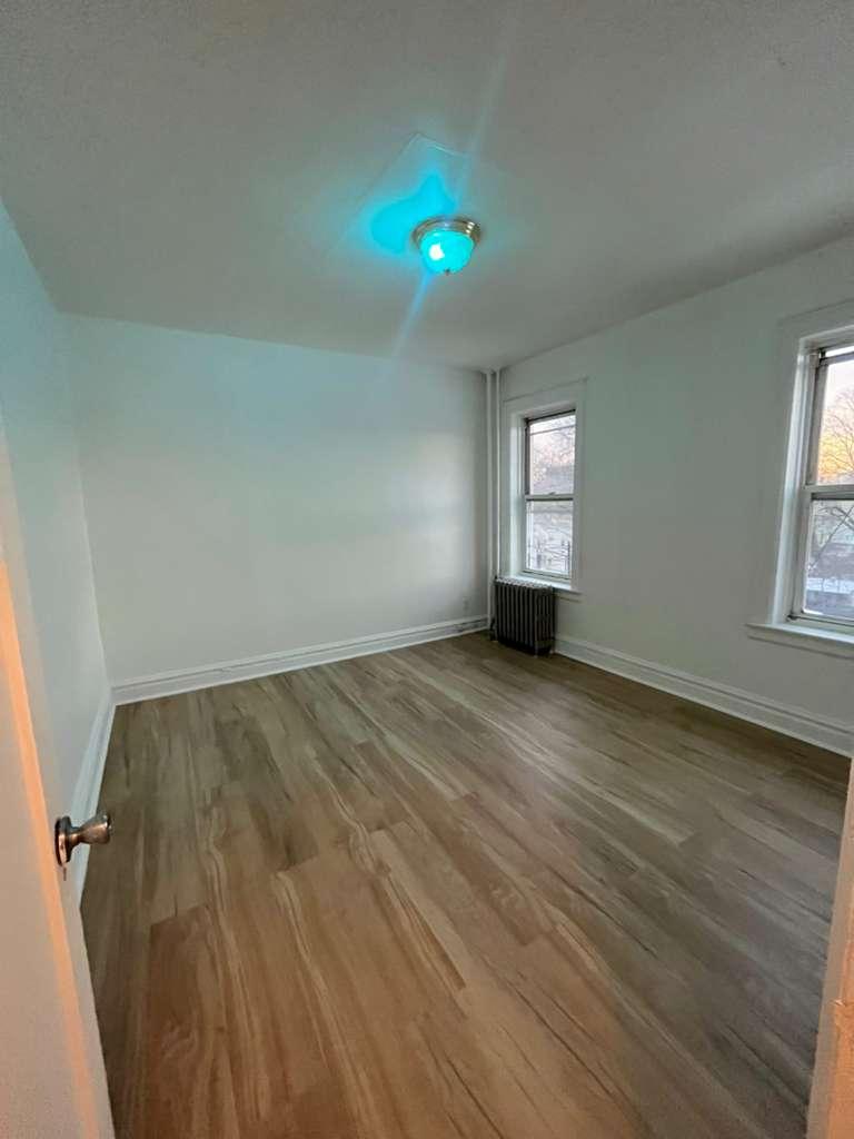 35 Kensington Ave C1 , Jersey city, NJ 07304