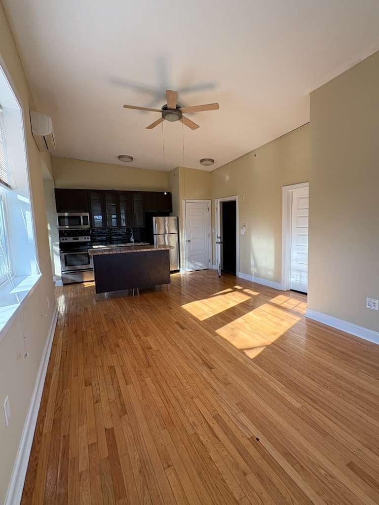 319 W Chelten Ave 505, Philadelphia, PA 19144