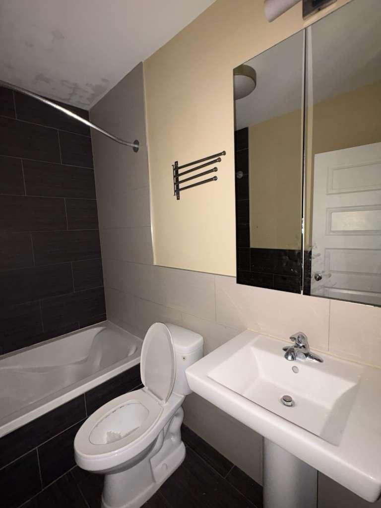 319 W Chelten Ave, G04, Philadelphia, PA 19144