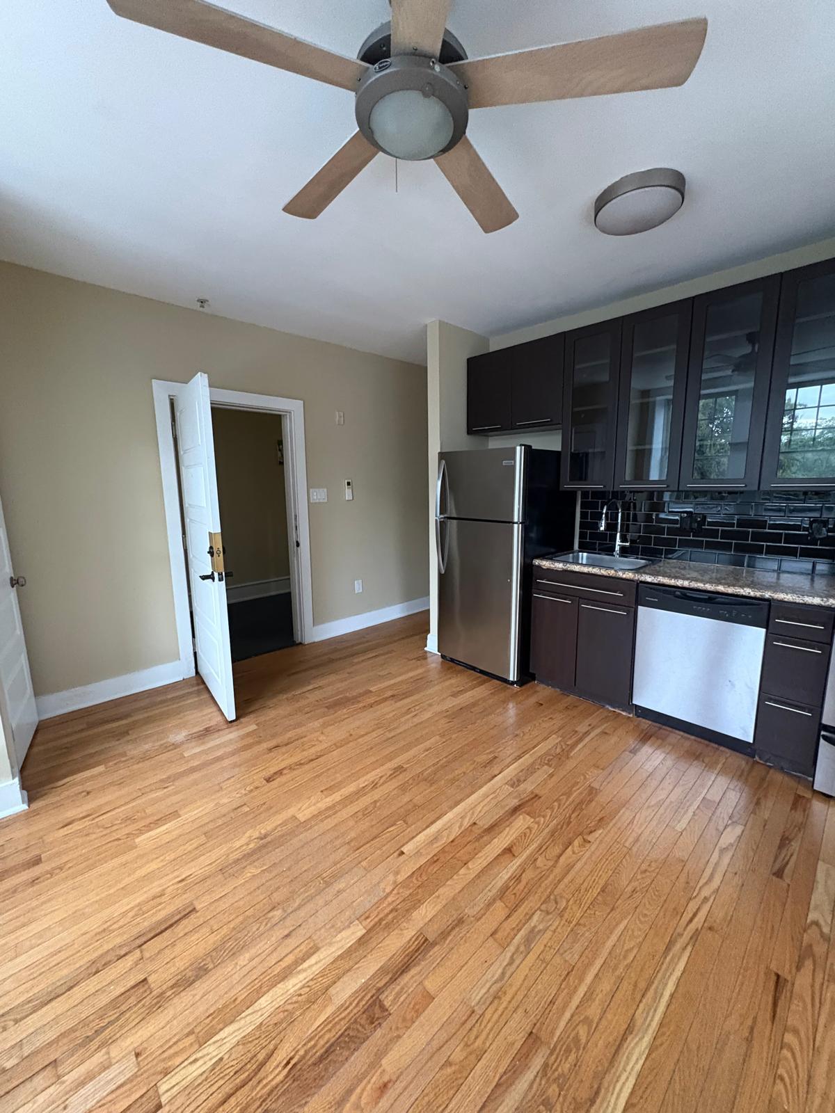 319 W Chelten Ave, 209, Philadelphia, PA 19144