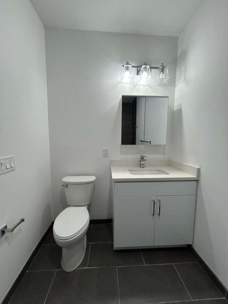 1127-1135 STUYVESANT, 204, IRVINGTON, NJ 07111