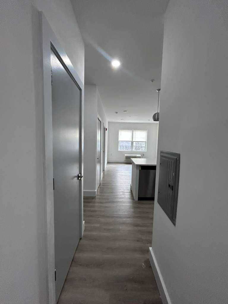 1127-1135 STUYVESANT, 204, IRVINGTON, NJ 07111