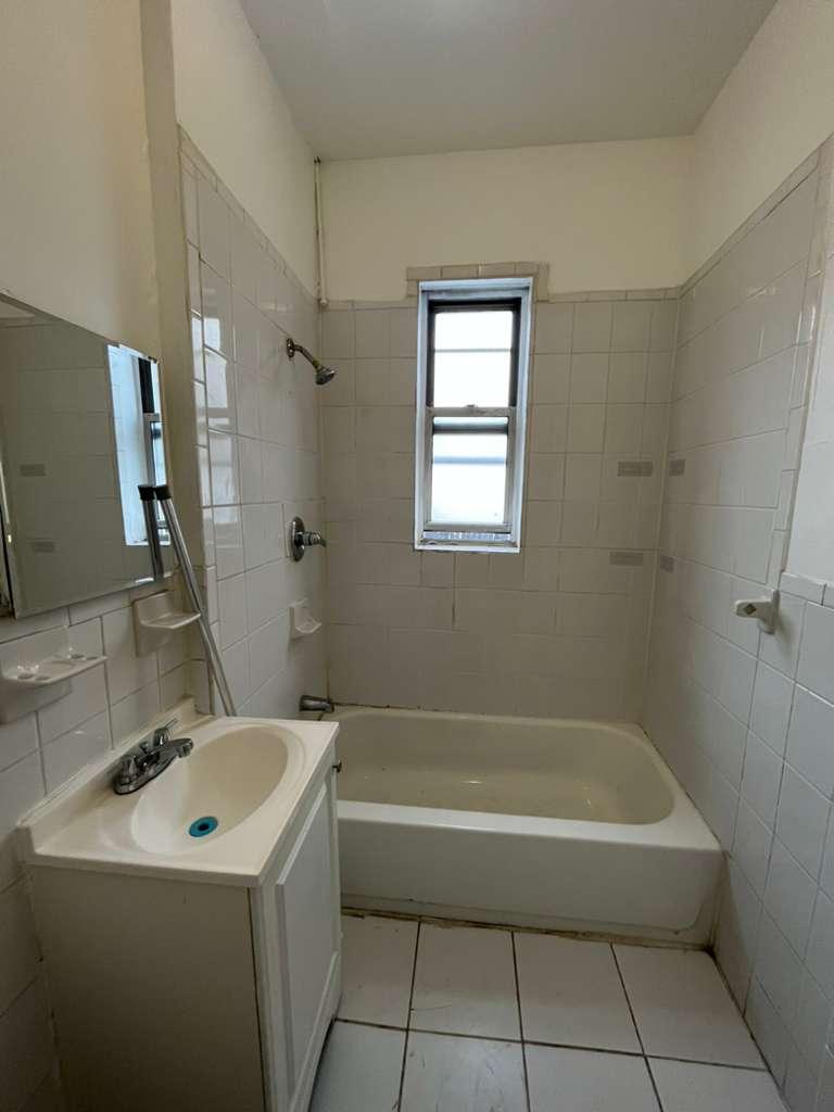 154 Belmont Ave 105, Jersey City, NJ 07304