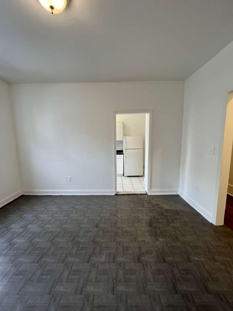 154 Belmont Ave 105, Jersey City, NJ 07304