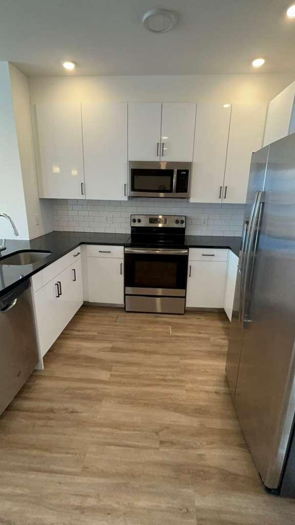 520 CLIFF STREET, 503, FAIRVIEW, NJ 07022
