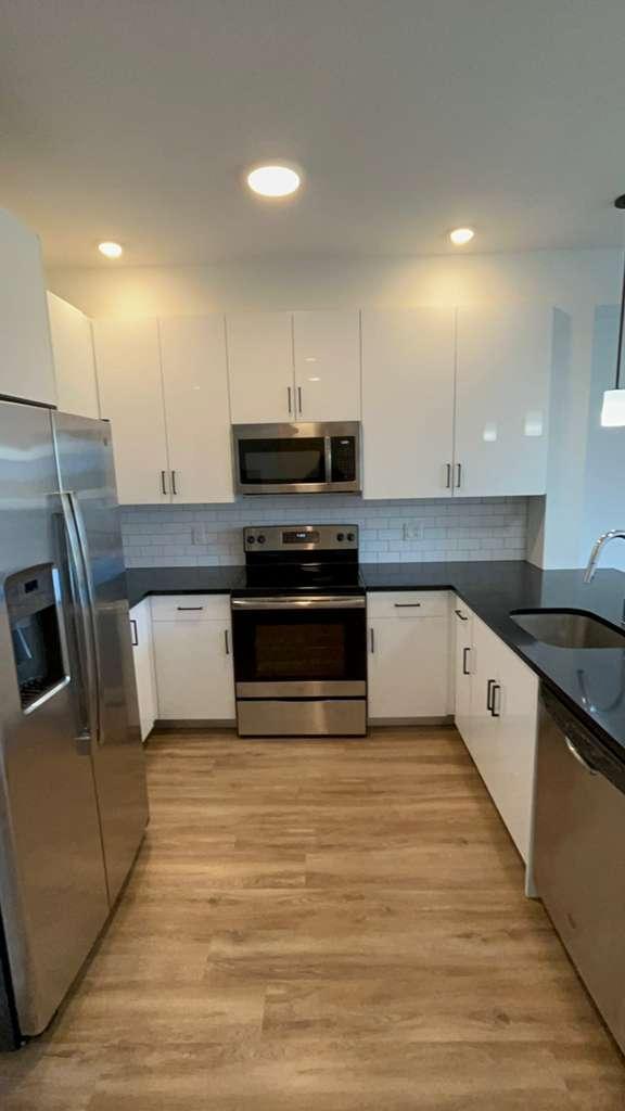 520 CLIFF STREET, 508, FAIRVIEW, NJ 07022