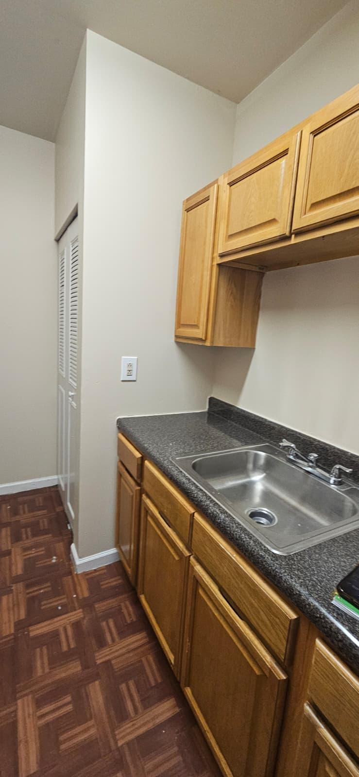 10 Osborne Ter # 6G Newark, NJ 07108
