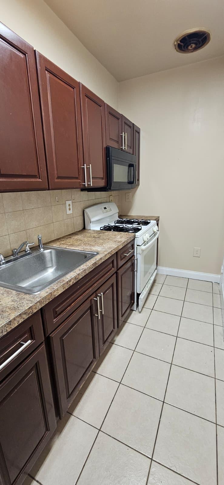 10 OSBORNE TERRACE, 6G, Newark, NJ 07108