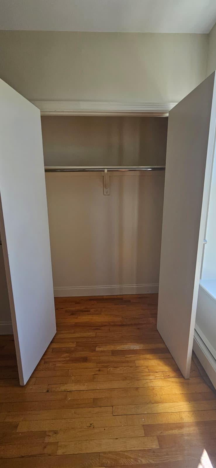 10 Osborne Ter # 4F Newark, NJ 07108