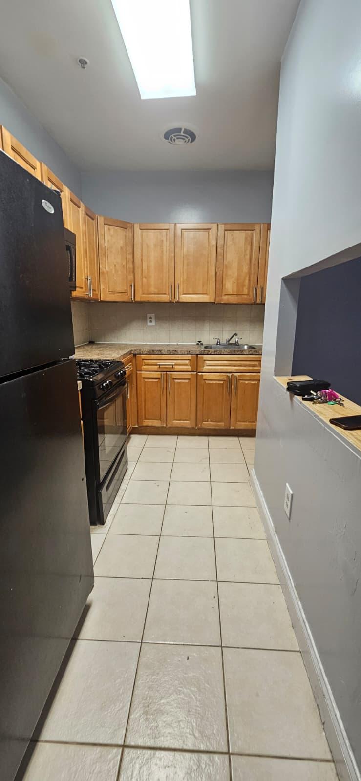 10 OSBORNE TERRACE, UNIT 6J, NEWARK.