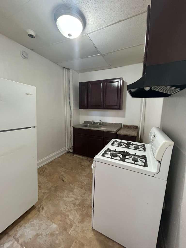 269 280 VERONA AVENUE, V5, Newark, NJ 07104