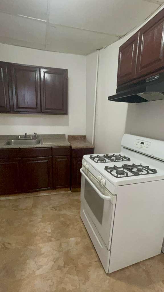 269 280 VERONA AVENUE, V5, Newark, NJ 07104