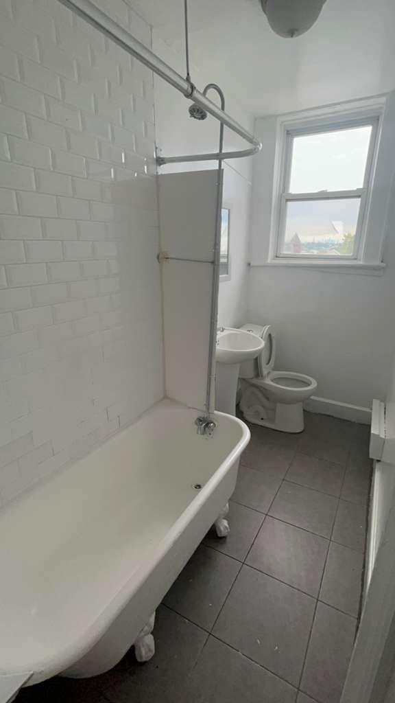 269 280 VERONA AVENUE, V5, Newark, NJ 07104