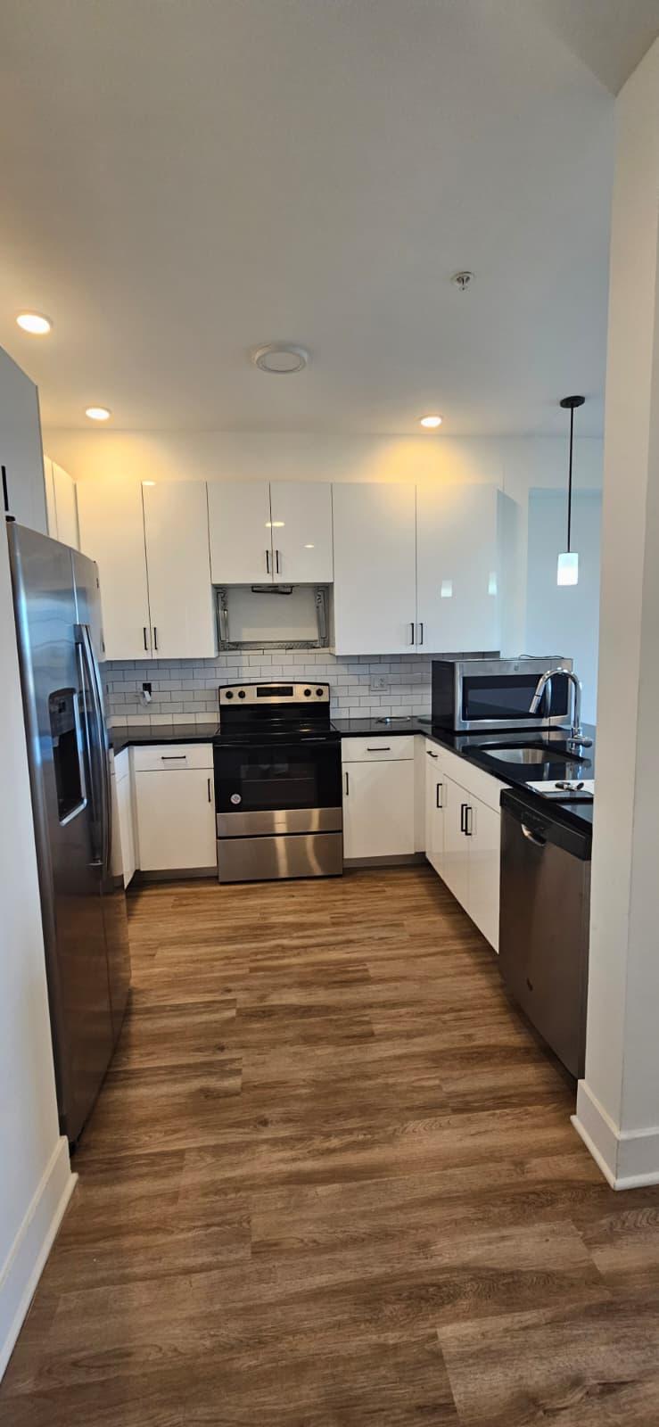 520 CLIFF STREET,222  FAIRVIEW, NJ 07022
