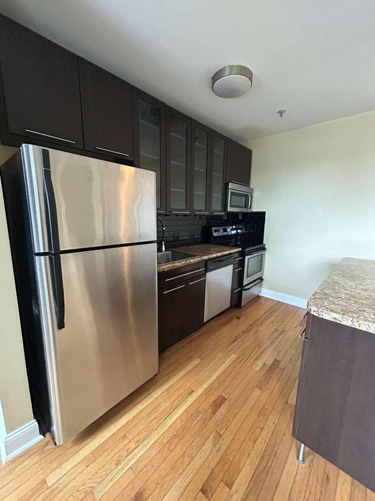 319 W Chelten Ave 305, Philadelphia, PA 19144